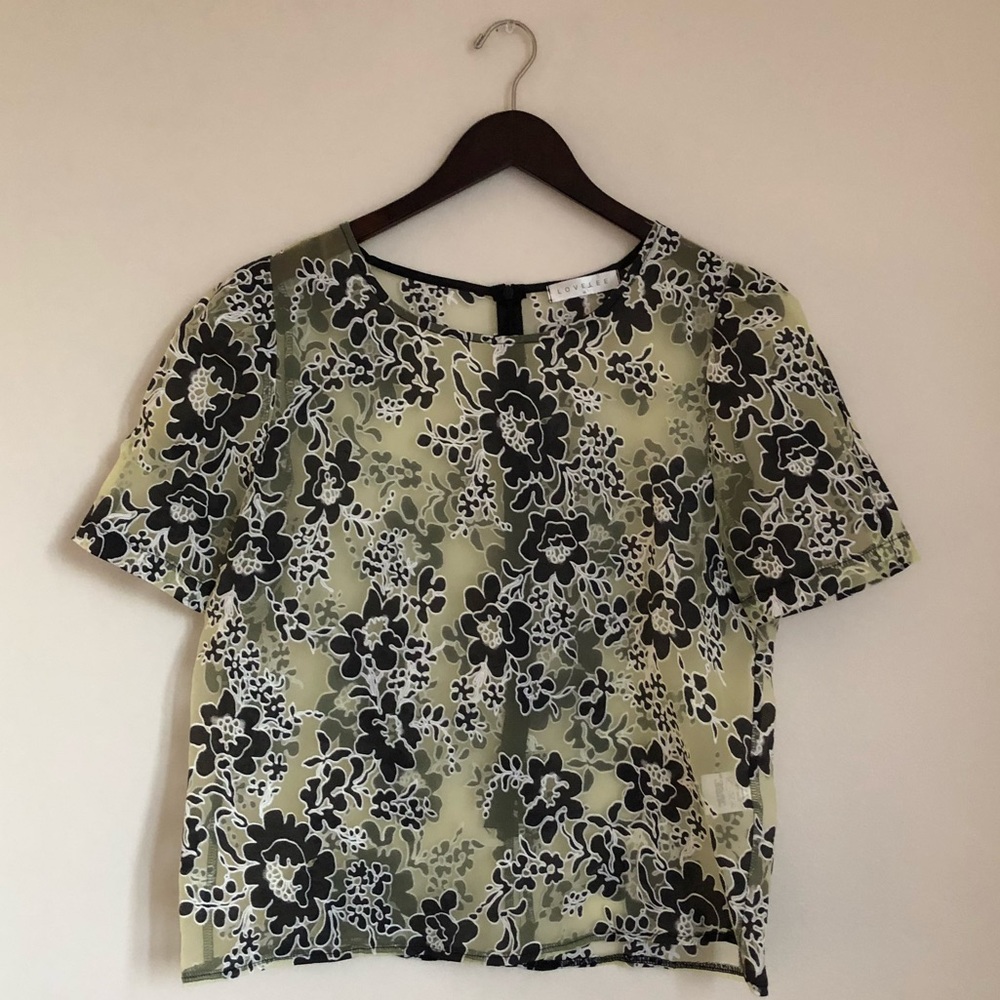 ☀️Lovelee Sheer Floral Top